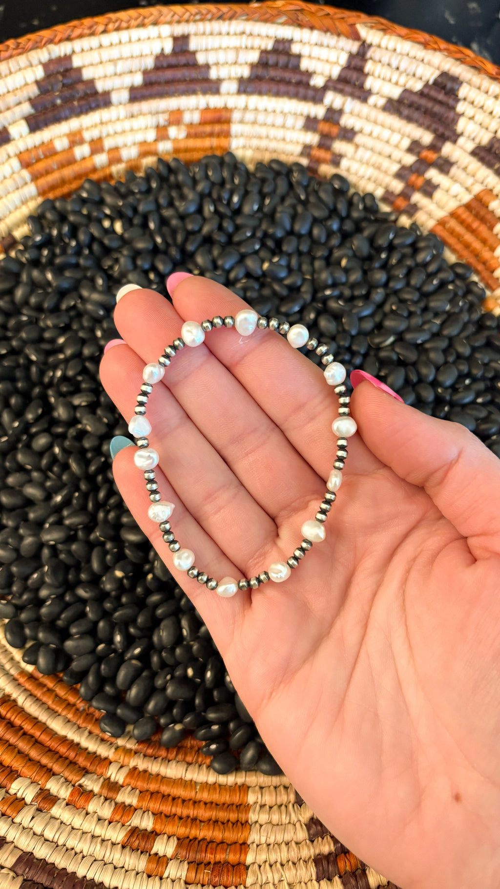 FRESHWATER PEARL STRETCH BRACELET