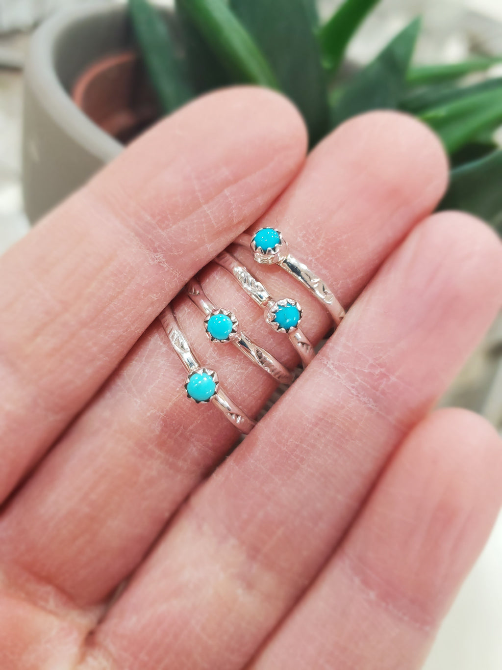 MARCUS GISHAL TINY DOT TURQUOISE RING