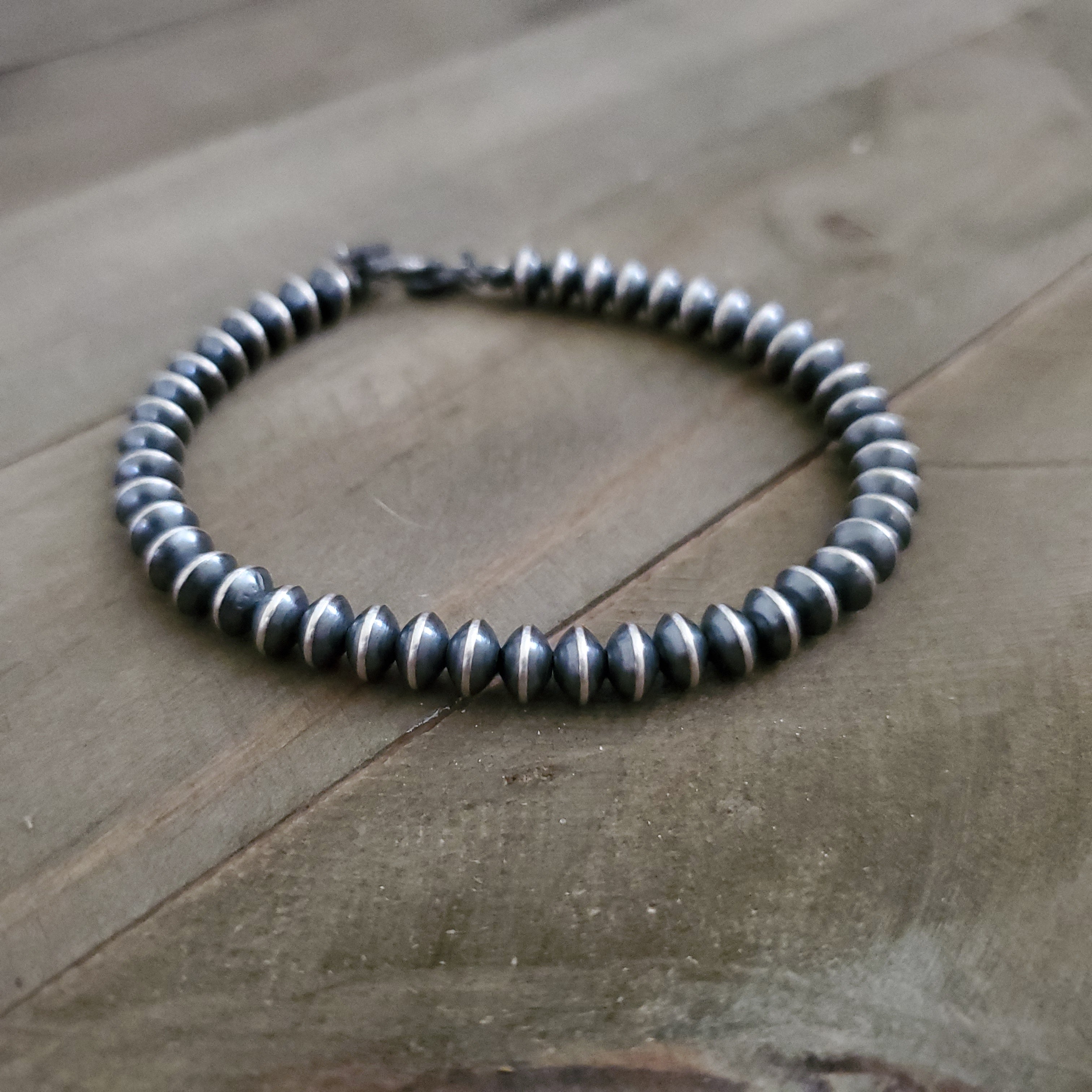 STERLING SILVER SAUCER NAVAJO PEARL BRACELET