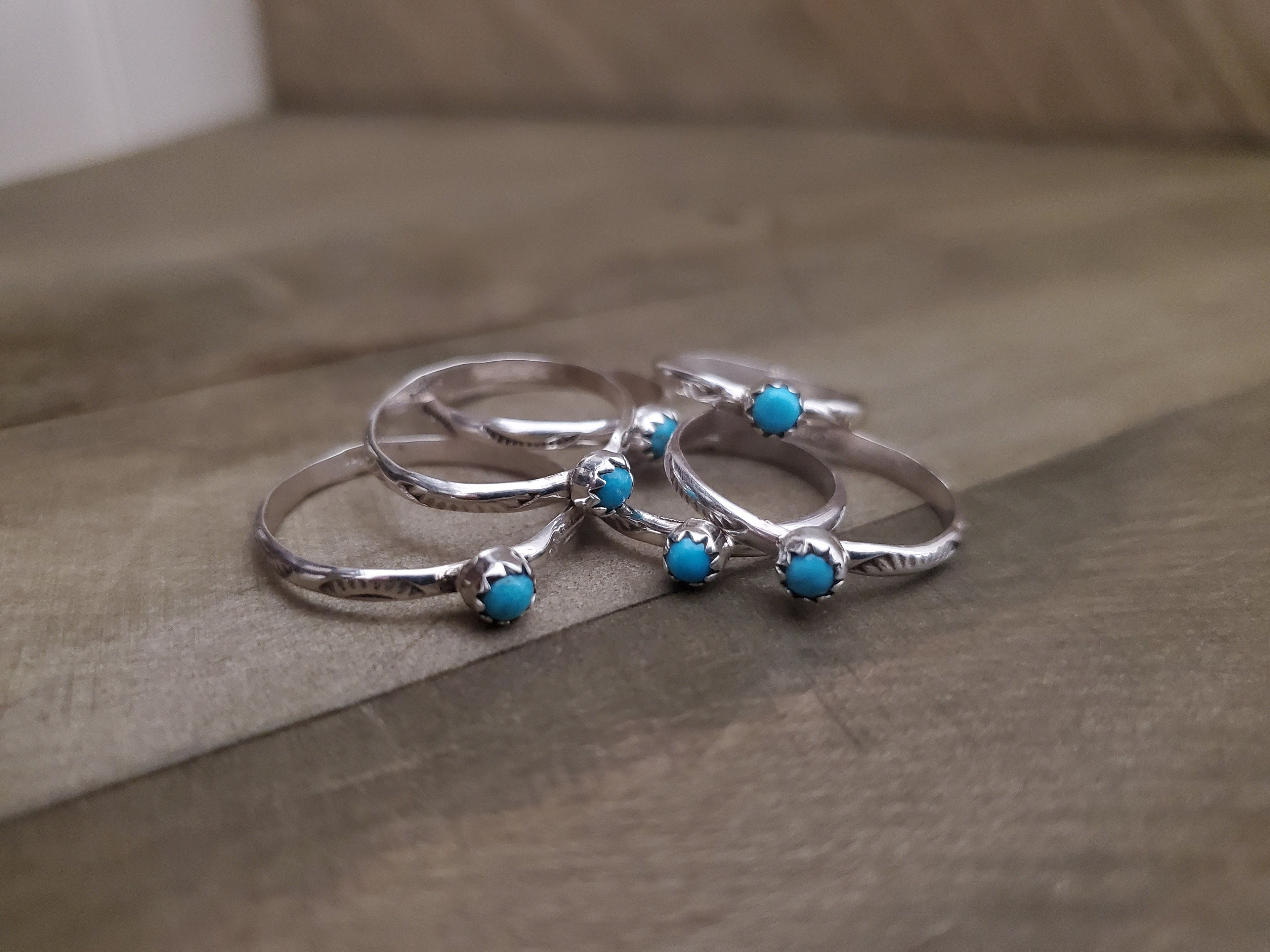 MARCUS GISHAL TINY DOT TURQUOISE RING
