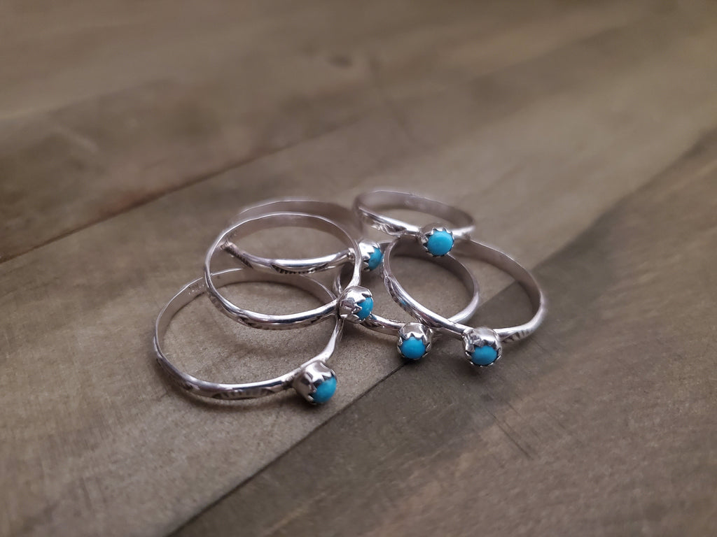 MARCUS GISHAL TINY DOT TURQUOISE RING
