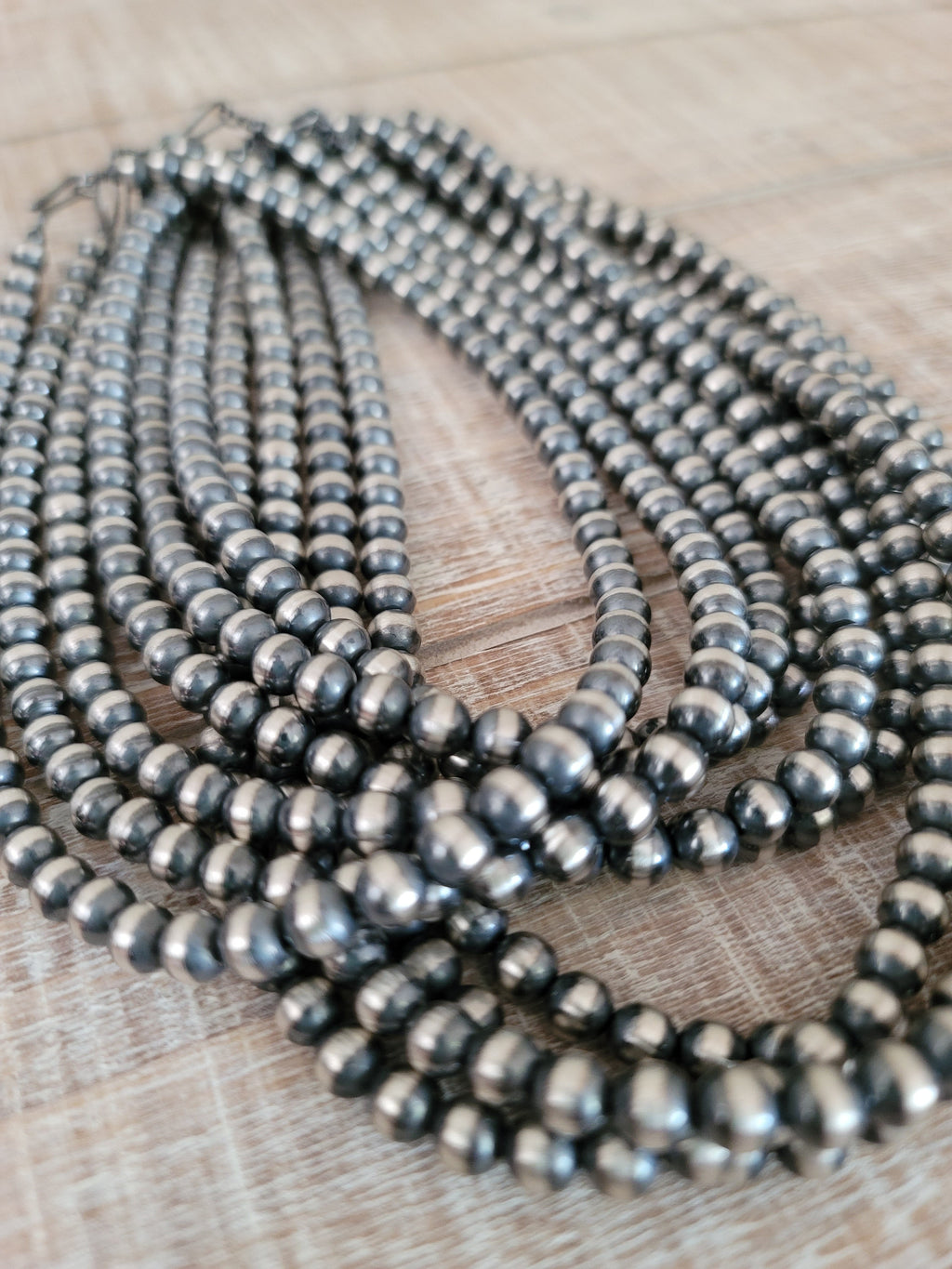 6 MM NAVAJO PEARLS