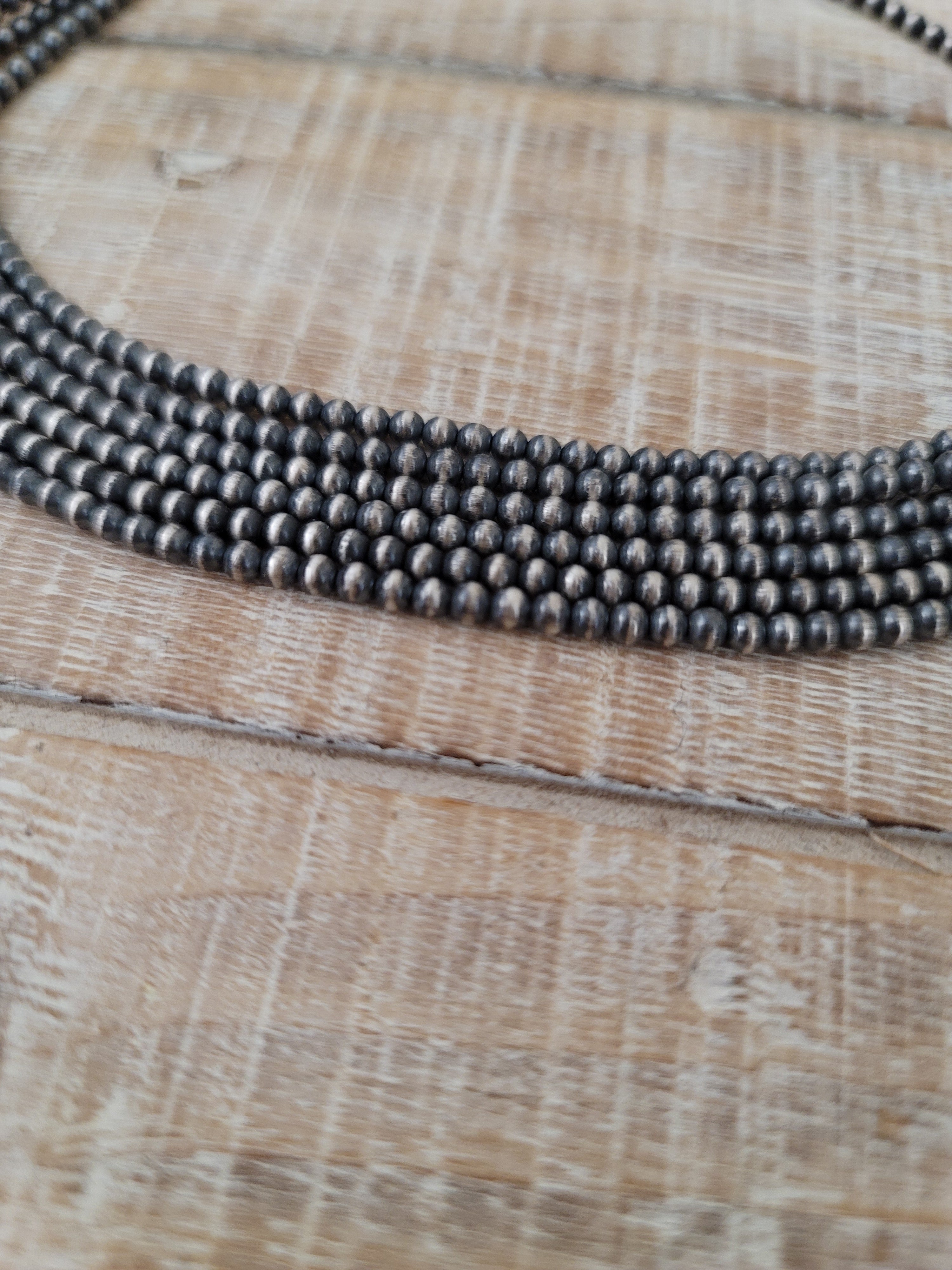 3 MM NAVAJO PEARLS