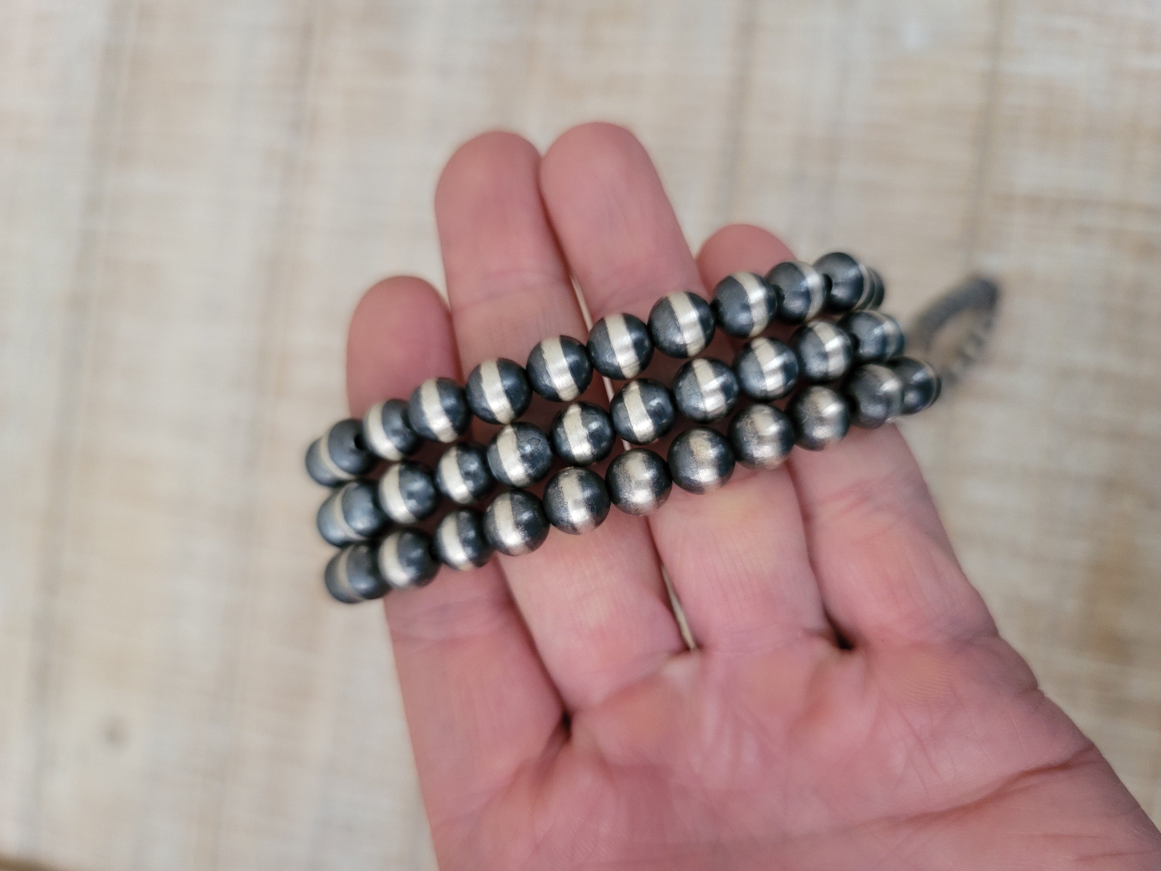 8 MM NAVAJO PEARLS