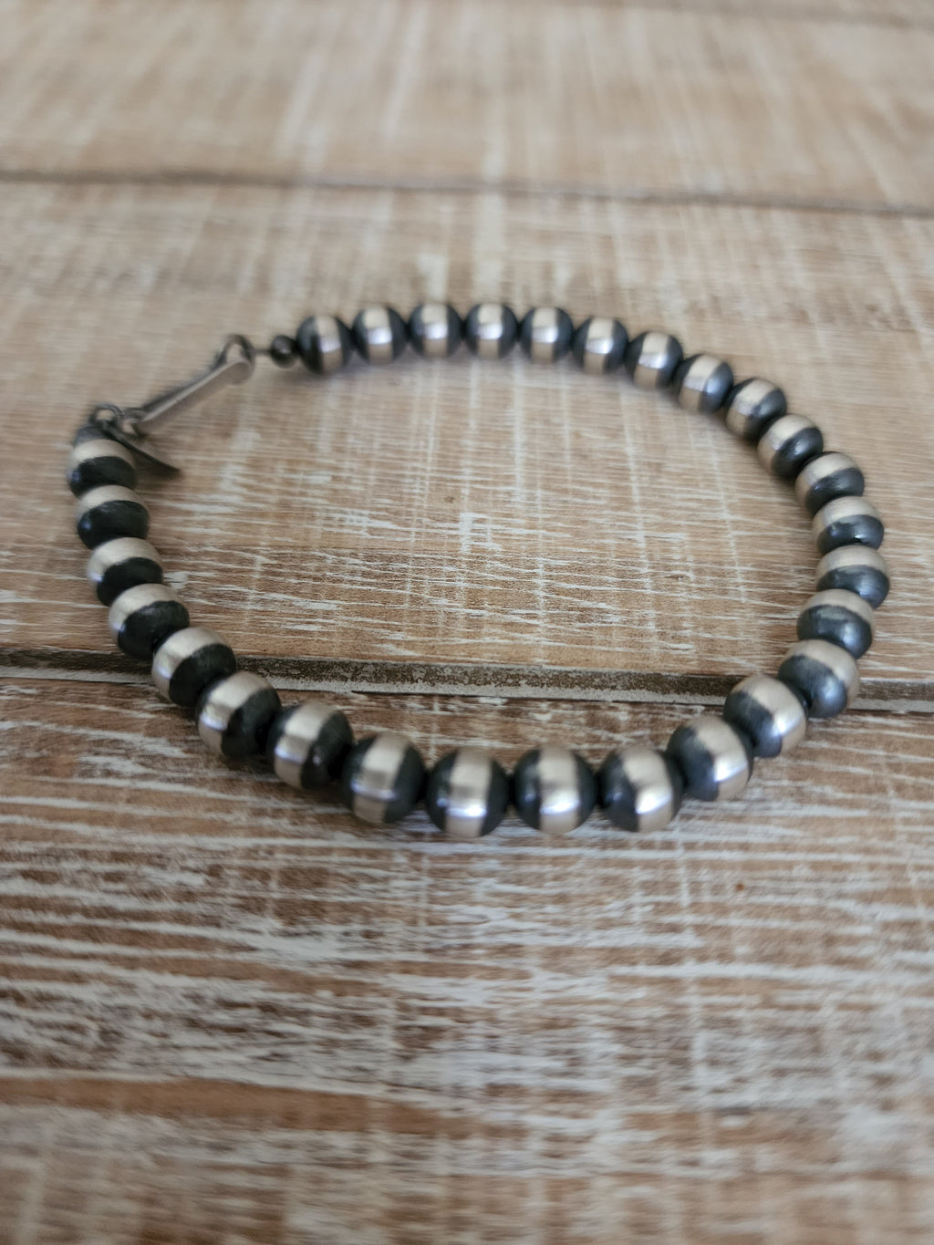 6 MM NAVAJO PEARL BRACELET