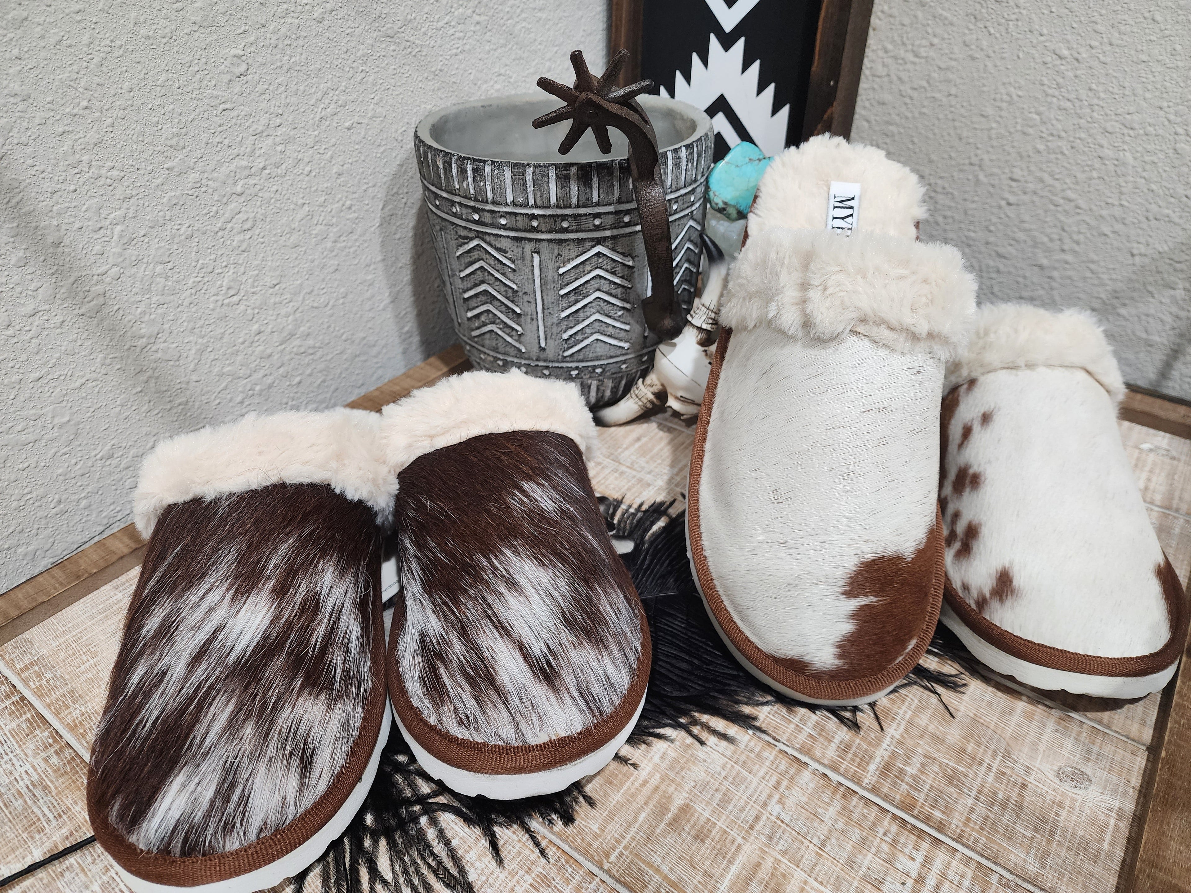 MYRA COWHIDE SLIPPERS