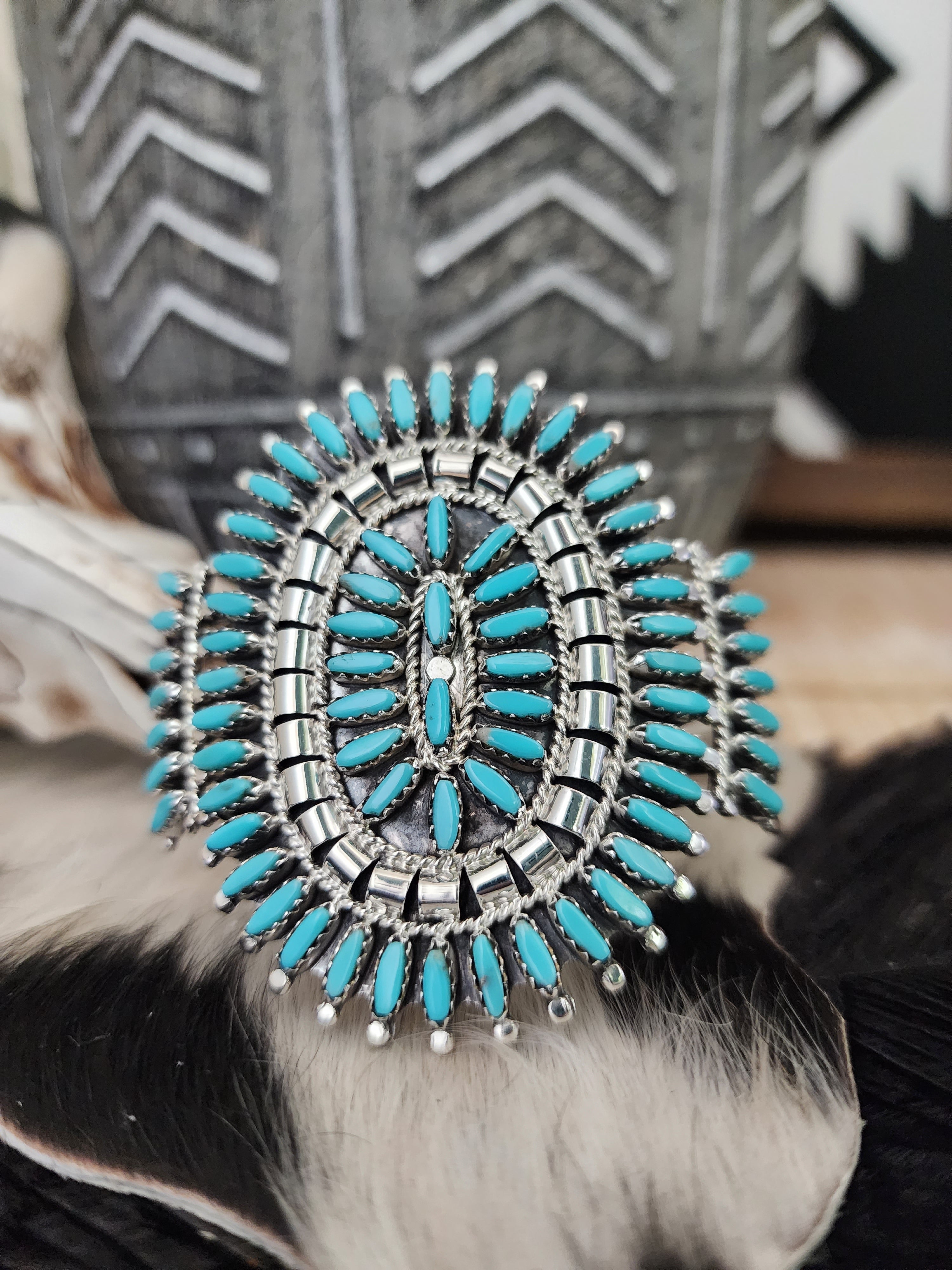 ROSEMARY TOM NEZ TURQUOISE NEEDLEPOINT CLUSTER CUFF