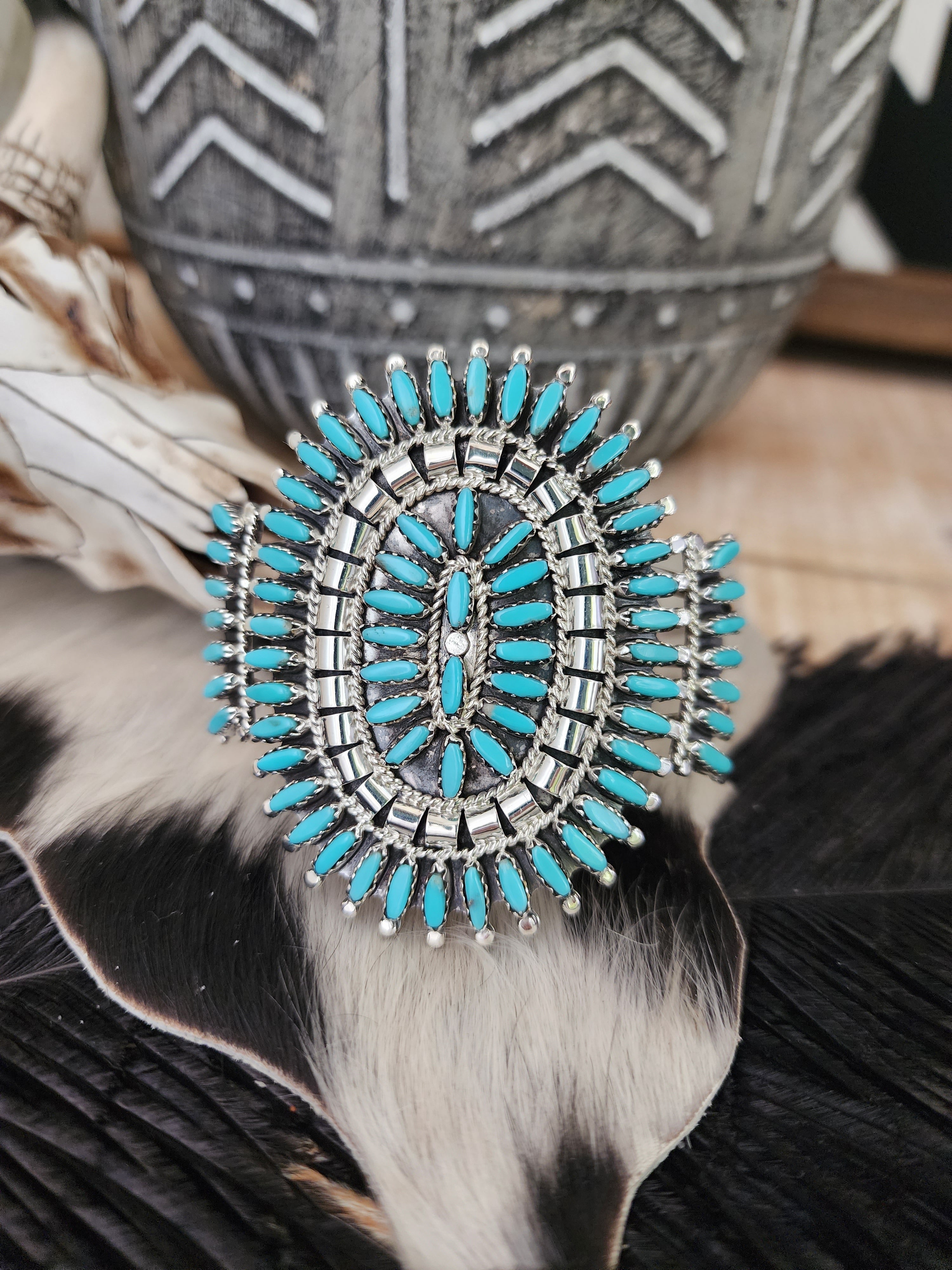 ROSEMARY TOM NEZ TURQUOISE NEEDLEPOINT CLUSTER CUFF