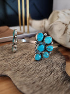 GERALDINE JAMES KINGMAN TURQUOISE CLUSTER BRACELET