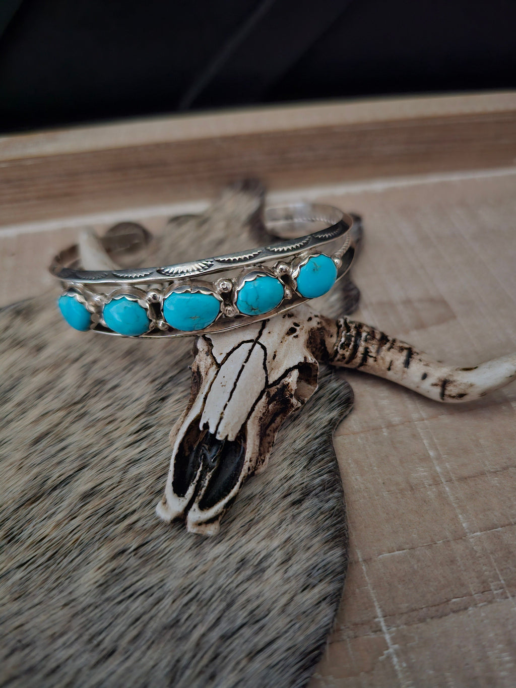 IDA MCCRAE FIVE TURQUOISE STONE BRACELET