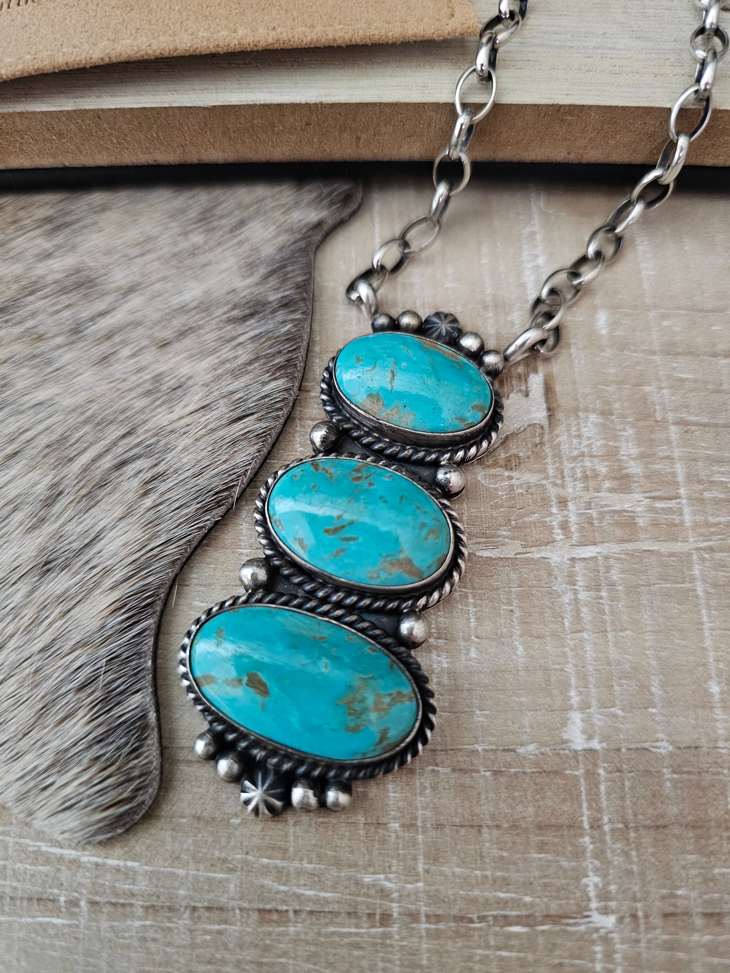 ALFRED MARTINEZ THREE KINGMAN STONE TURQUOISE NECKLACE