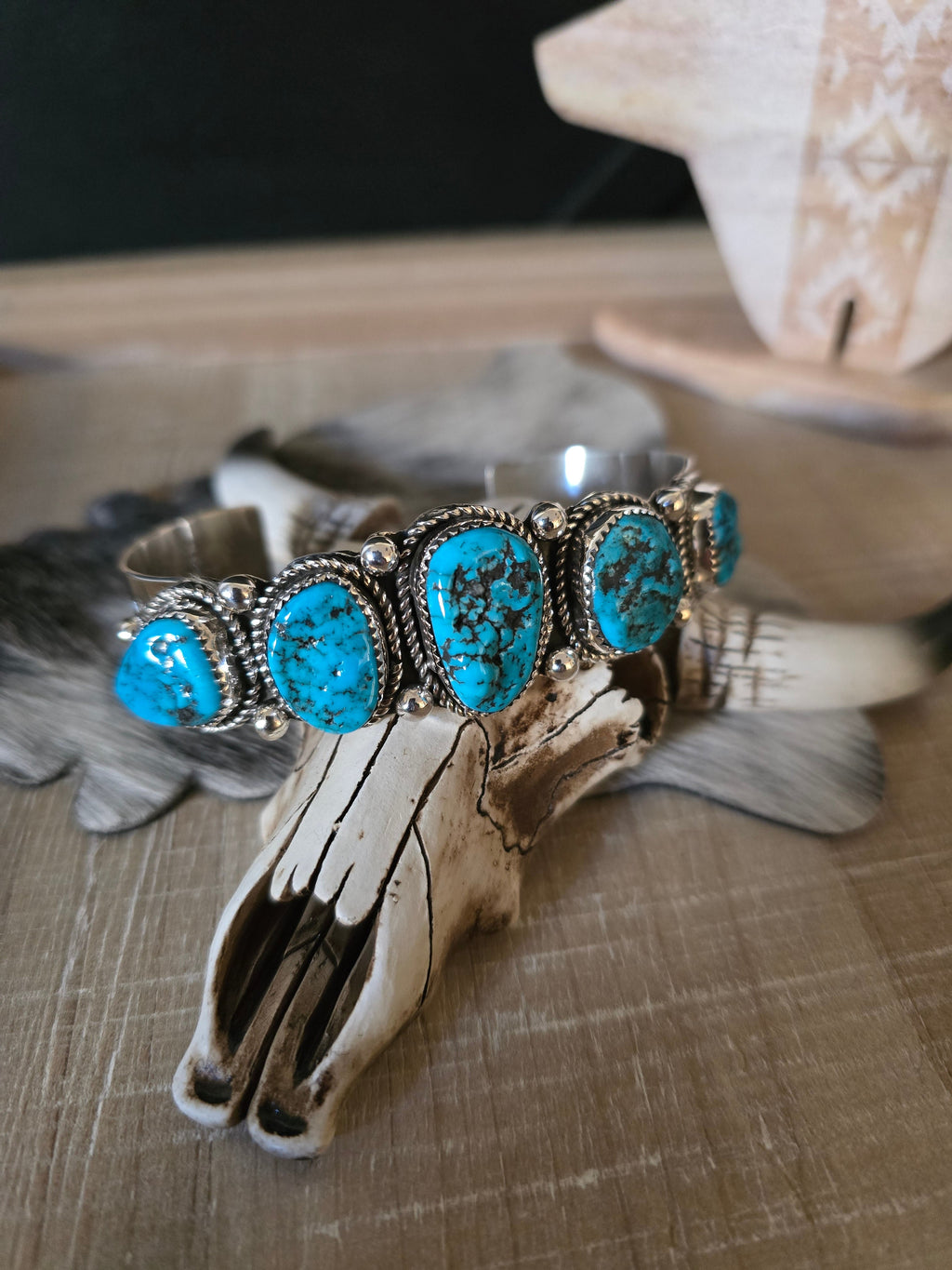 RAYMOND YAZZIE FIVE STONE KINGMAN TURQUOISE CUFF