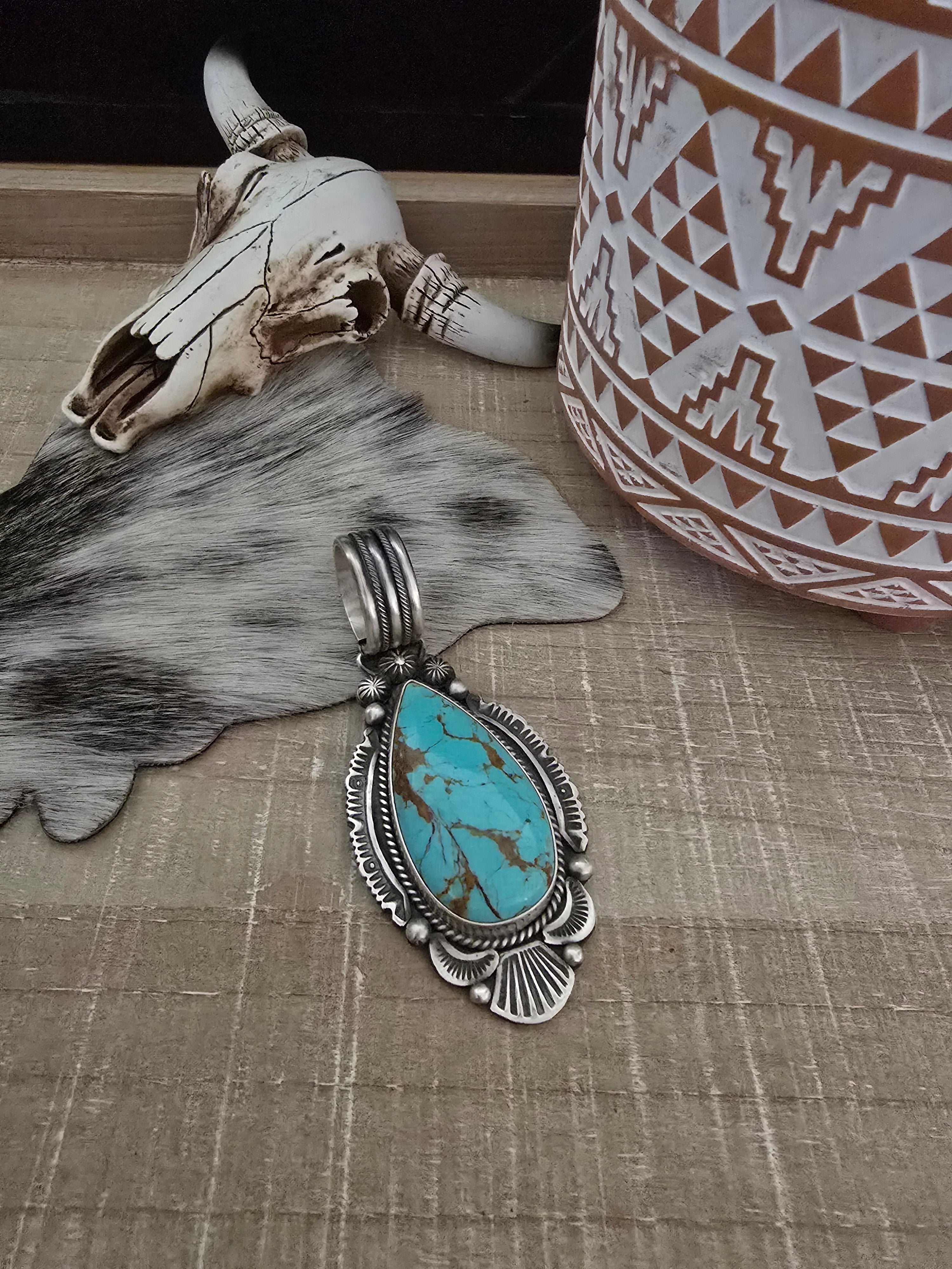 MIKE CALADITO KINGMAN TURQUOISE PENDANT