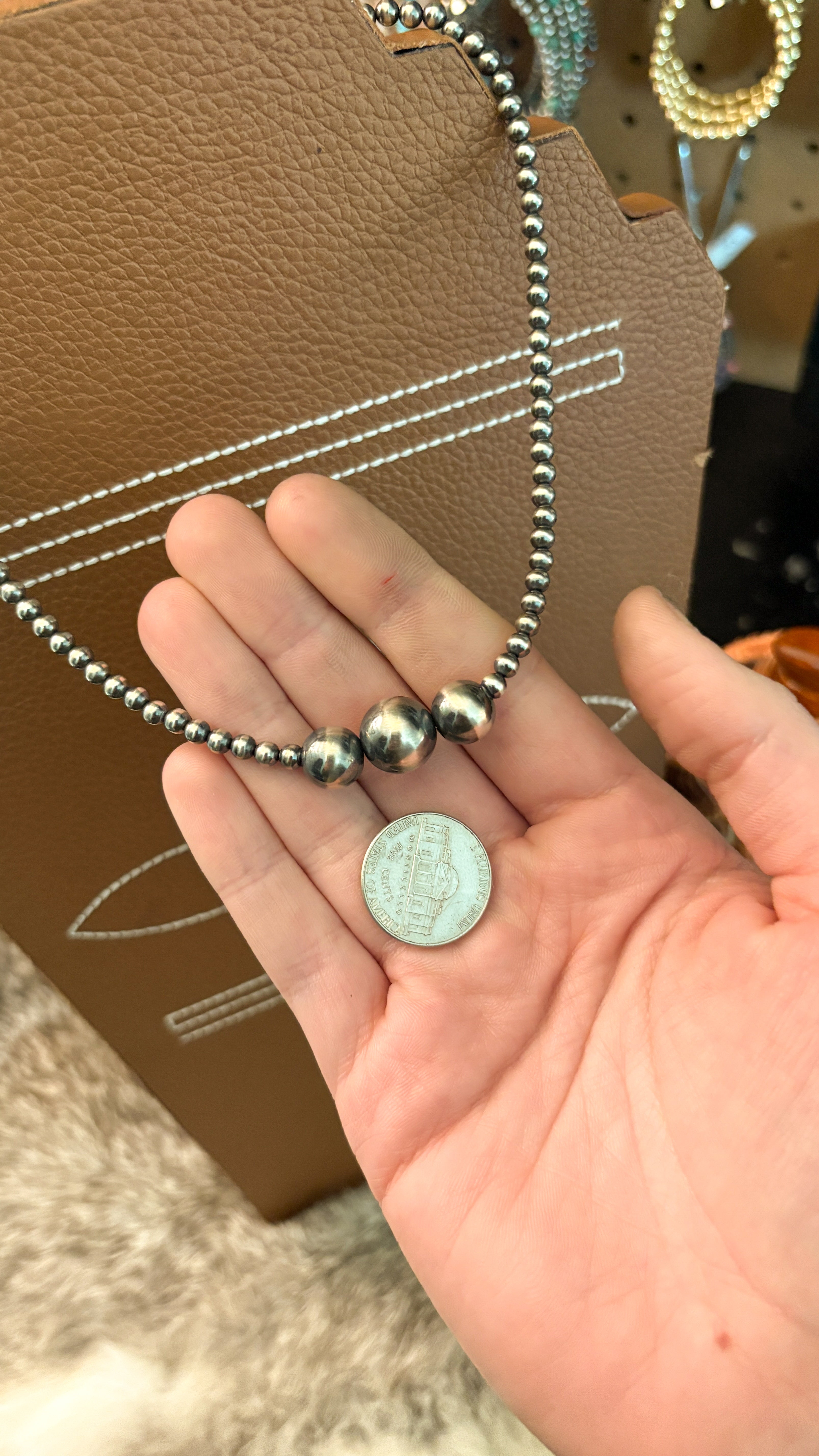 BIG PAPA PEARL CHOKER