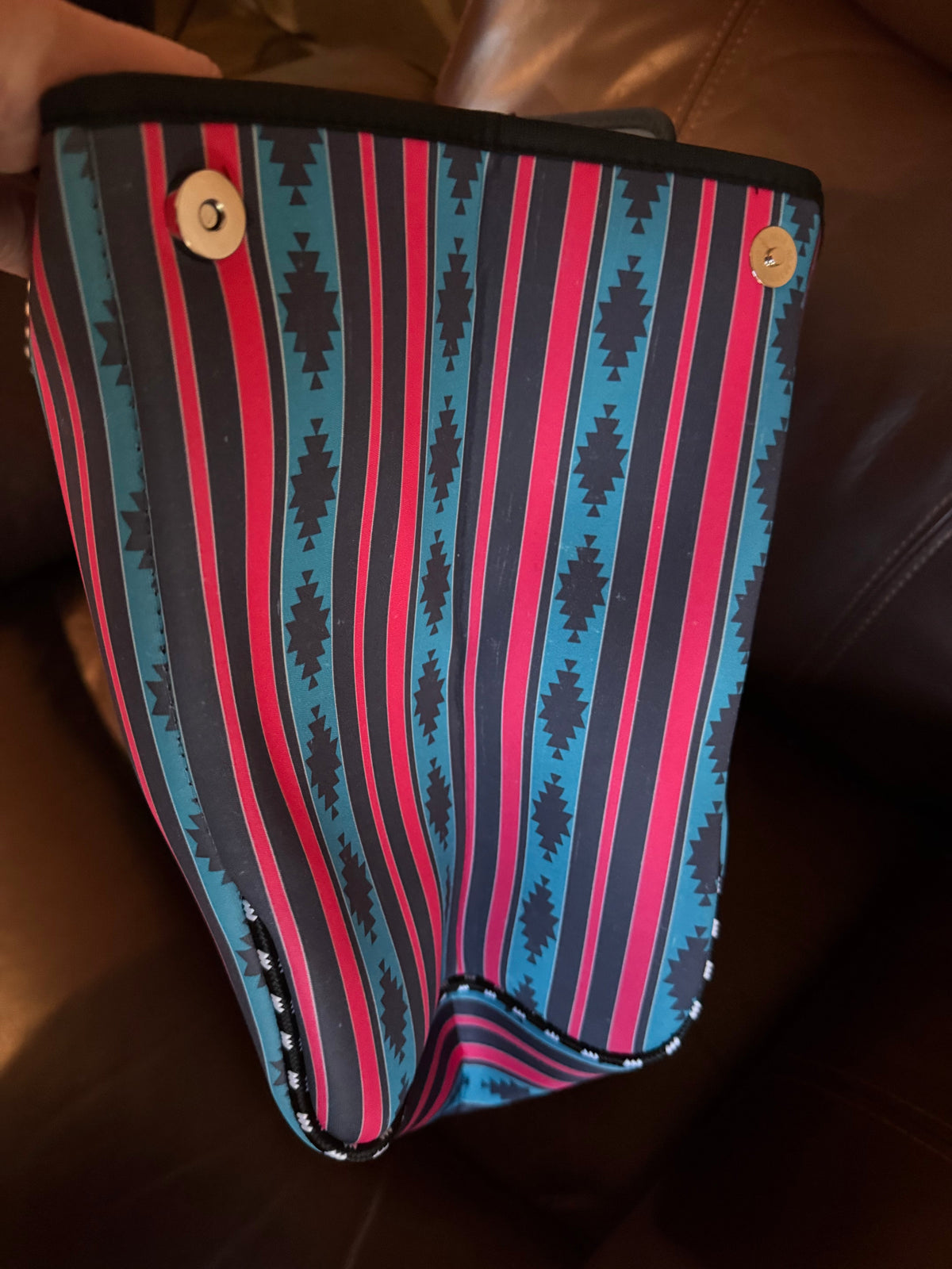 Neoprene Tote * Aztec