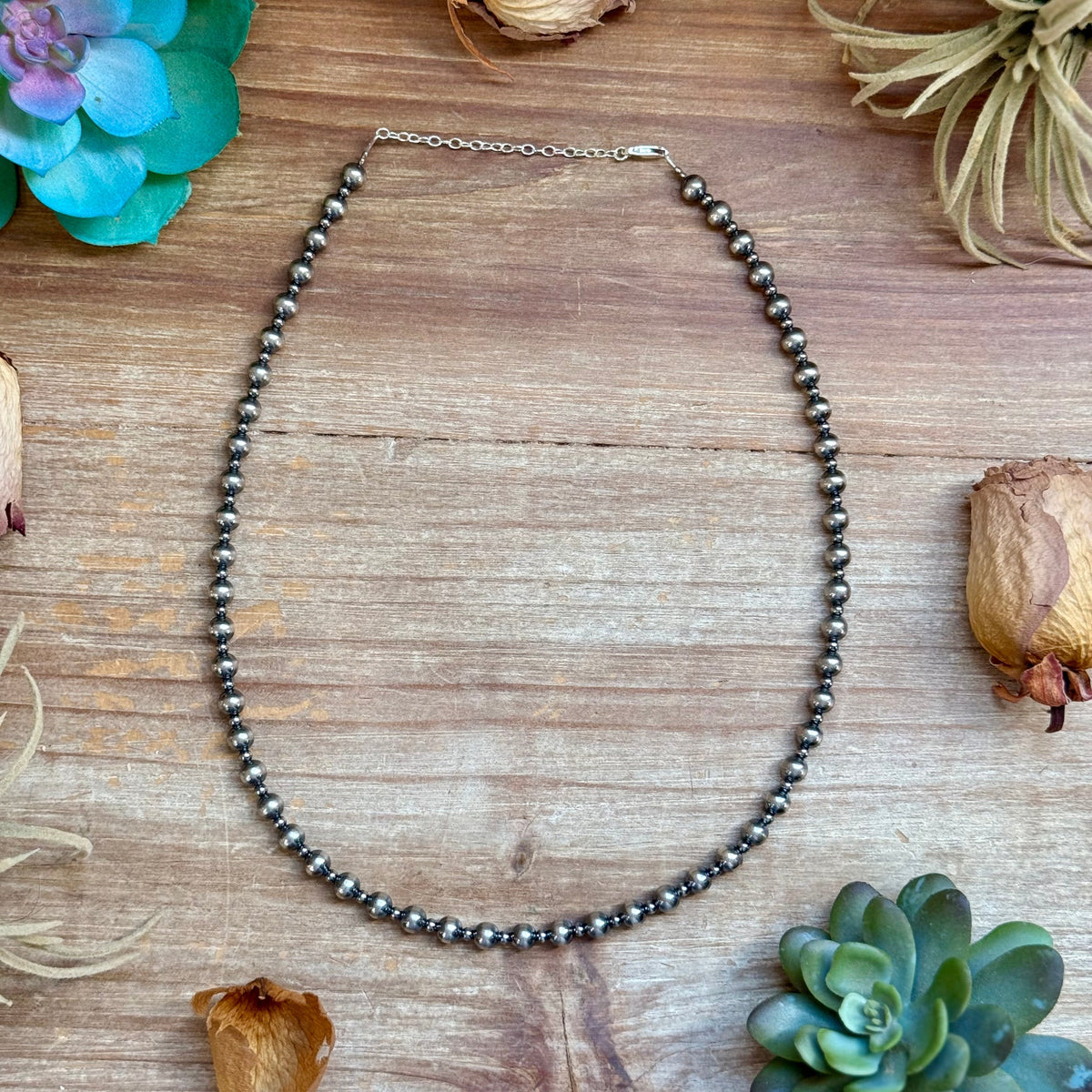 18-Inch Alternating Sterling Silver Pearl Necklace