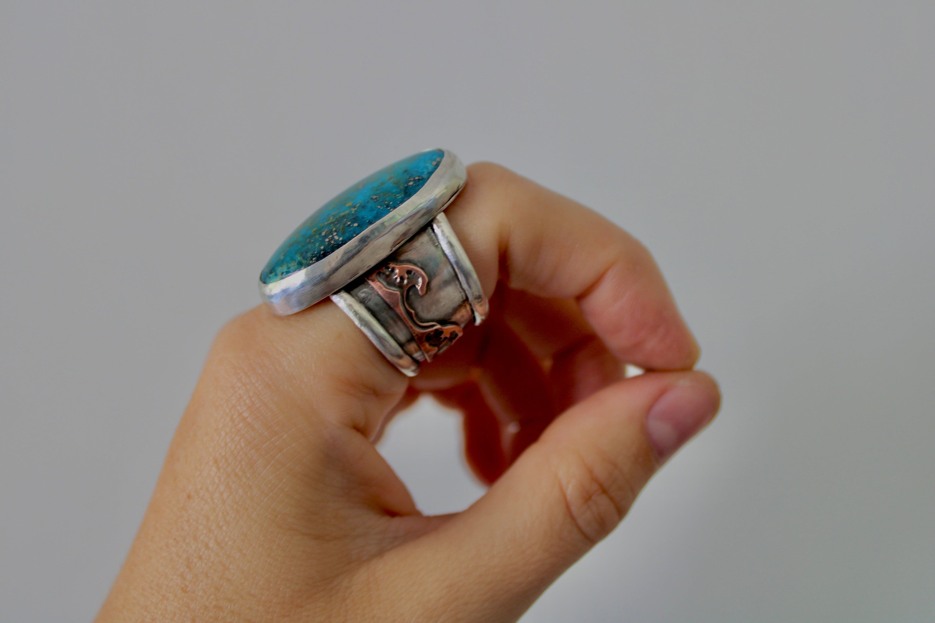 Size 10-True Blue Kingman Turquoise ring with Copper Waves