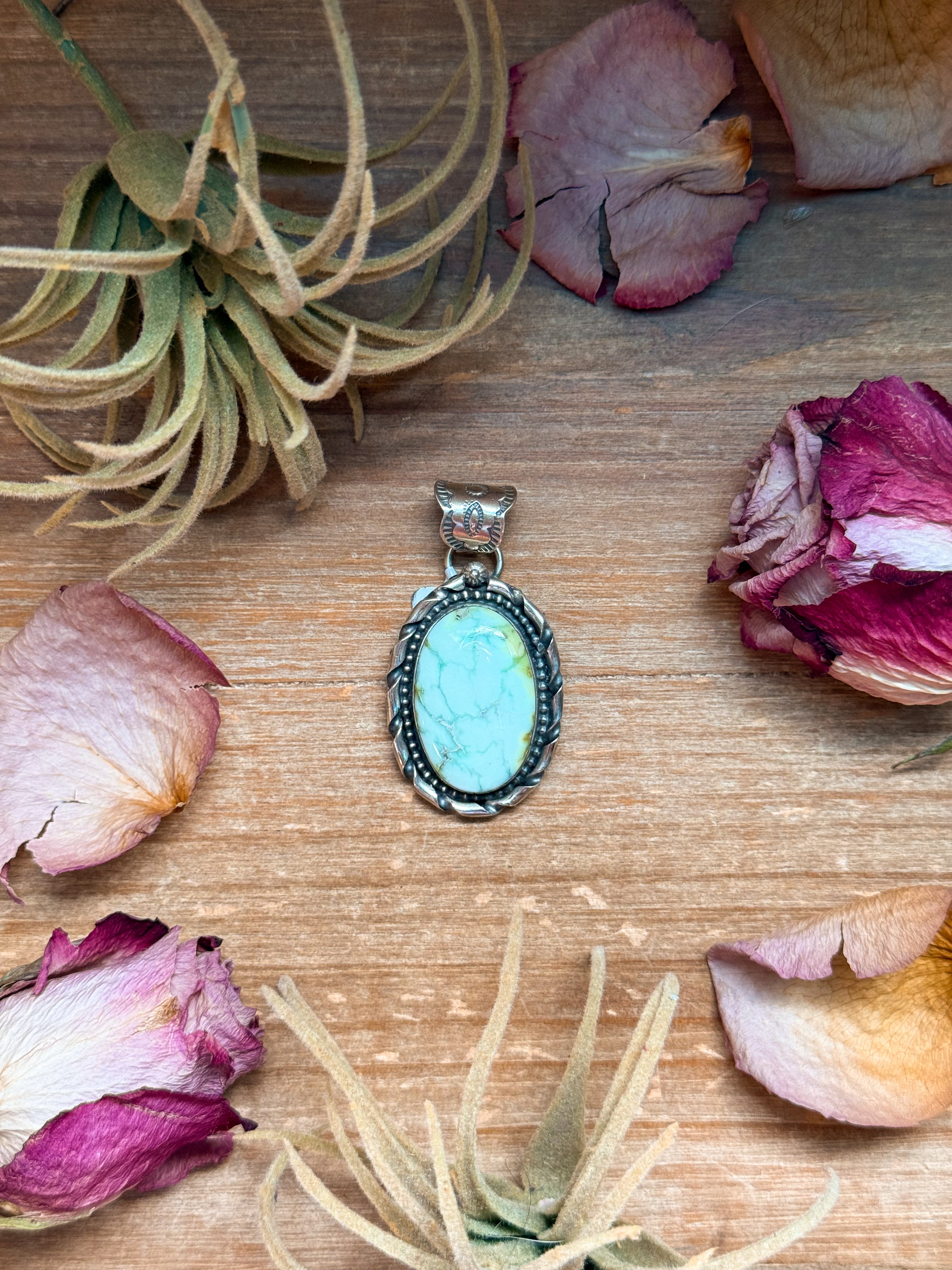 Palomino Turquoise Sterling Silver Pendant – Oval