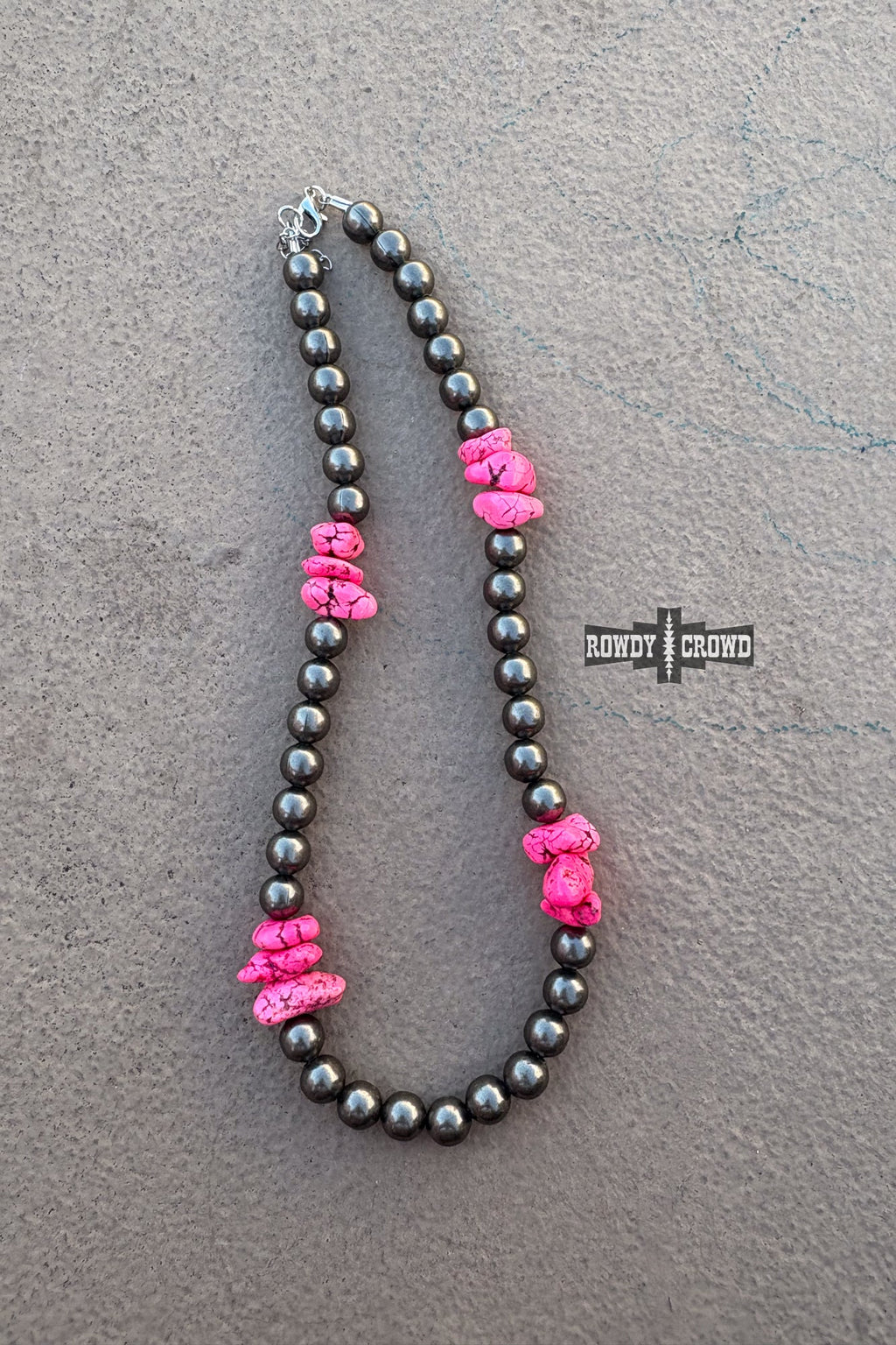 Pondasetta Necklace