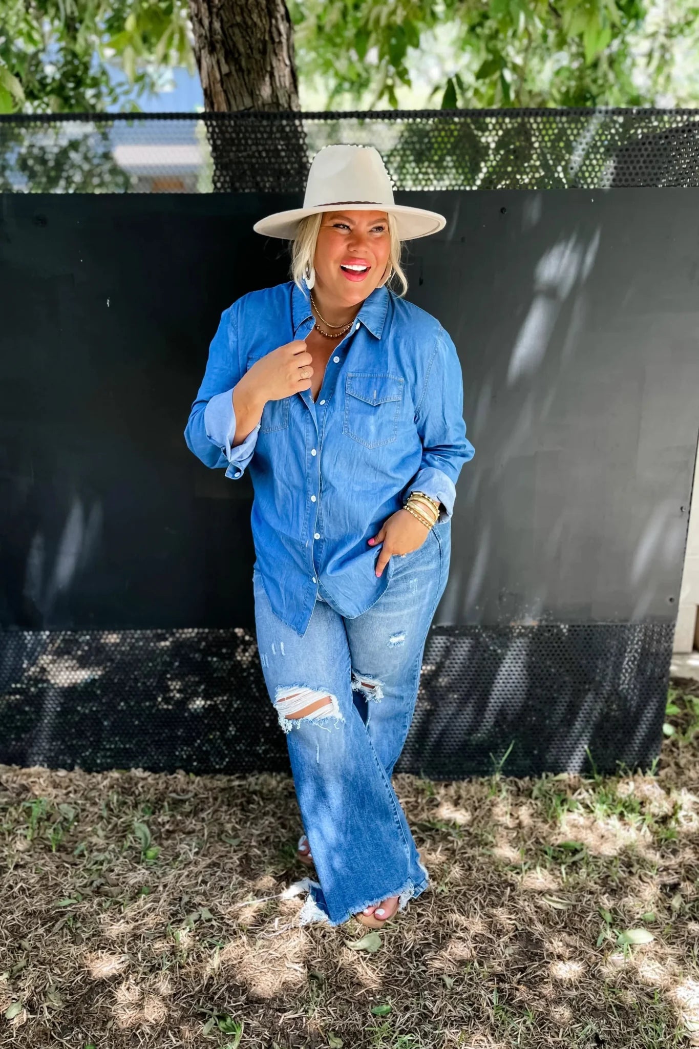 Blakeley "Dakota" Chambray Denim Western Top — Lightweight Breathable with Functional Buttons (Extra small remaining)