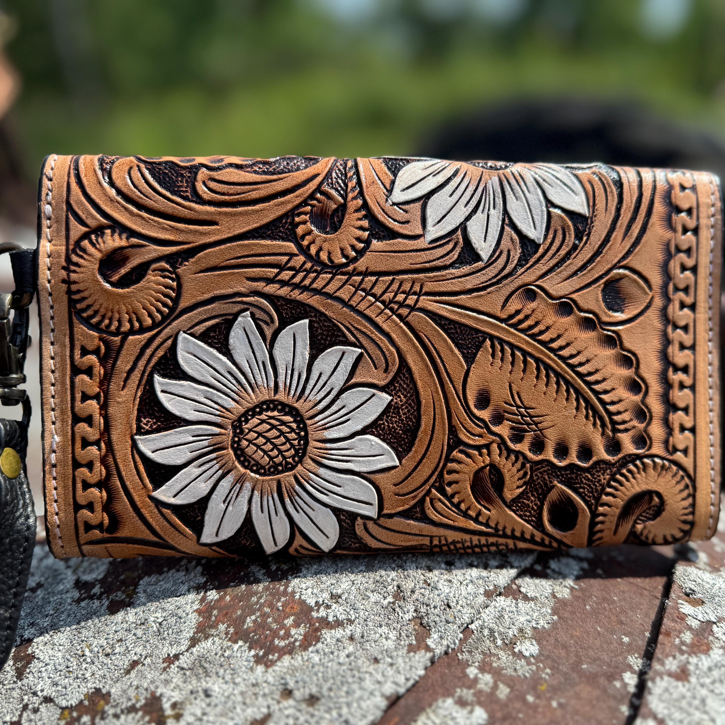 Genuine Western Cowhide Leather Purse or Clutch with white daisy floral painted details a Double B Wild Rags Exclusive