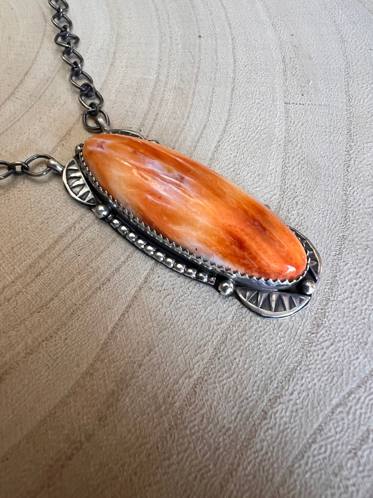 Tia Long Navajo Handmade LARGE Sterling Silver Spiny Oyster Necklace — 18" (Premium Size)