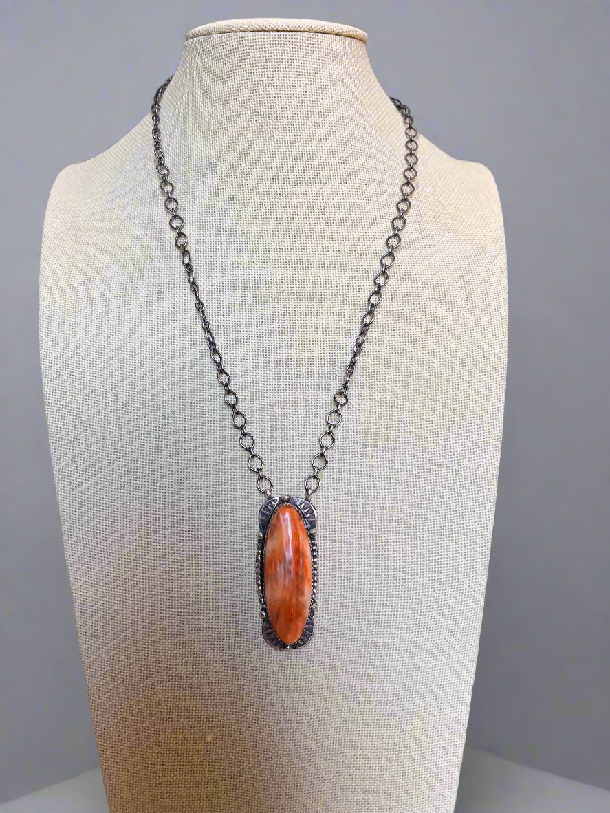 Tia Long Navajo Handmade LARGE Sterling Silver Spiny Oyster Necklace — 18" (Premium Size)
