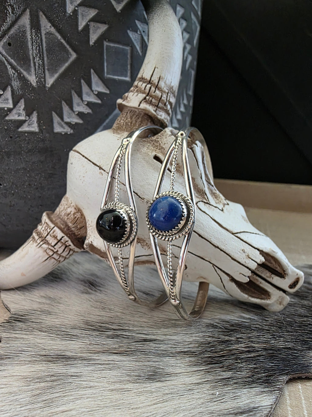 ESTHER WHITE NAVAJO CUFF