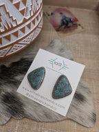 PUNCHY TURQUOISE STUD EARRINGS
