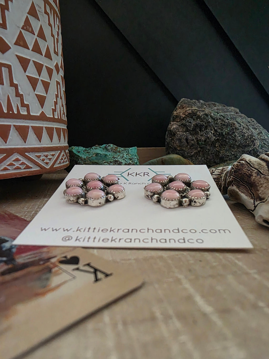 THE MAXINE RAMIREZ PINK CONCH SHELL CLUSTER STUDS