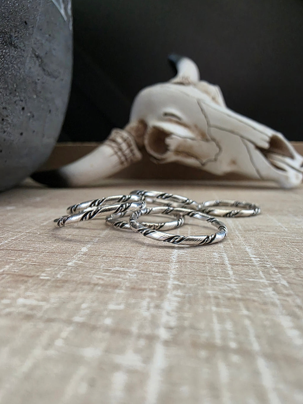 KATRINA TSOSIE PUNCHY SILVER TWISTED WIRE RING