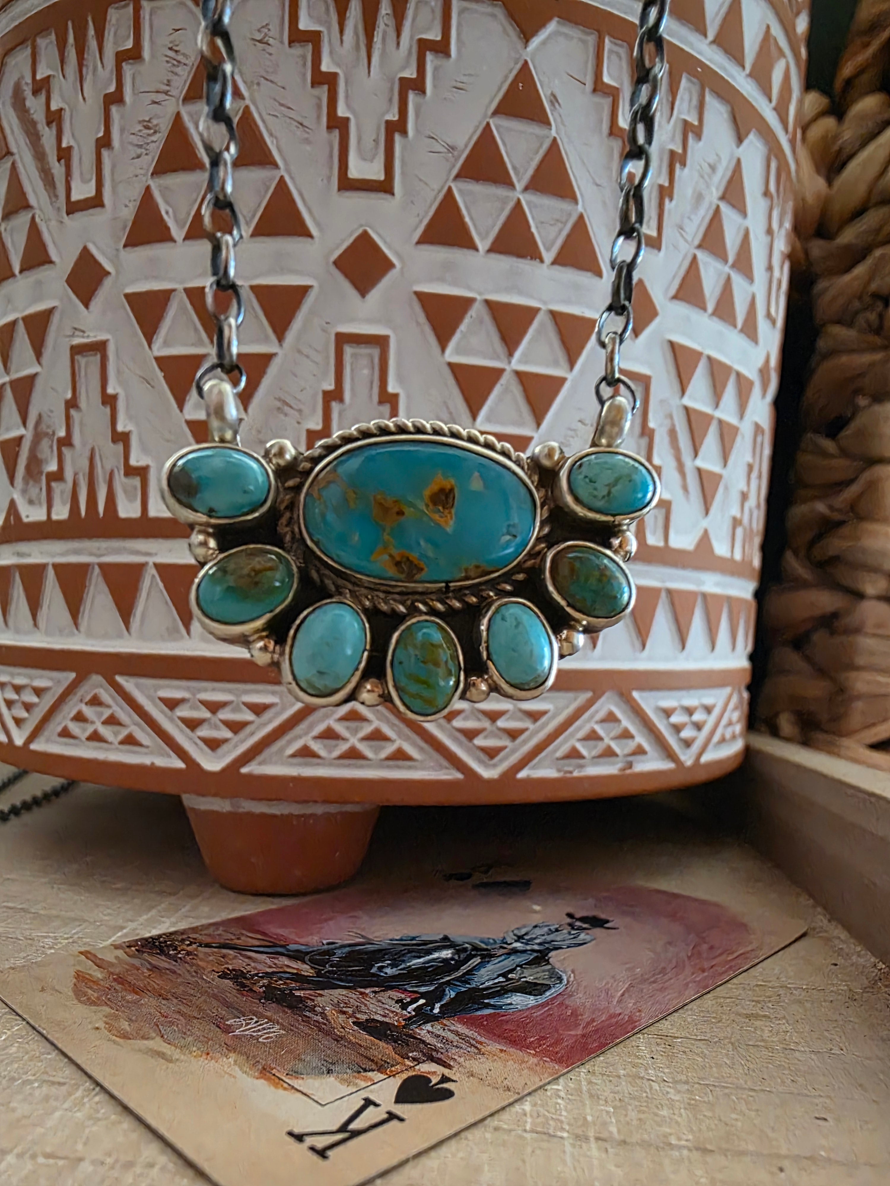 GERALDINE JAMES KINGMAN TURQUOISE CLUSTER NECKLACE