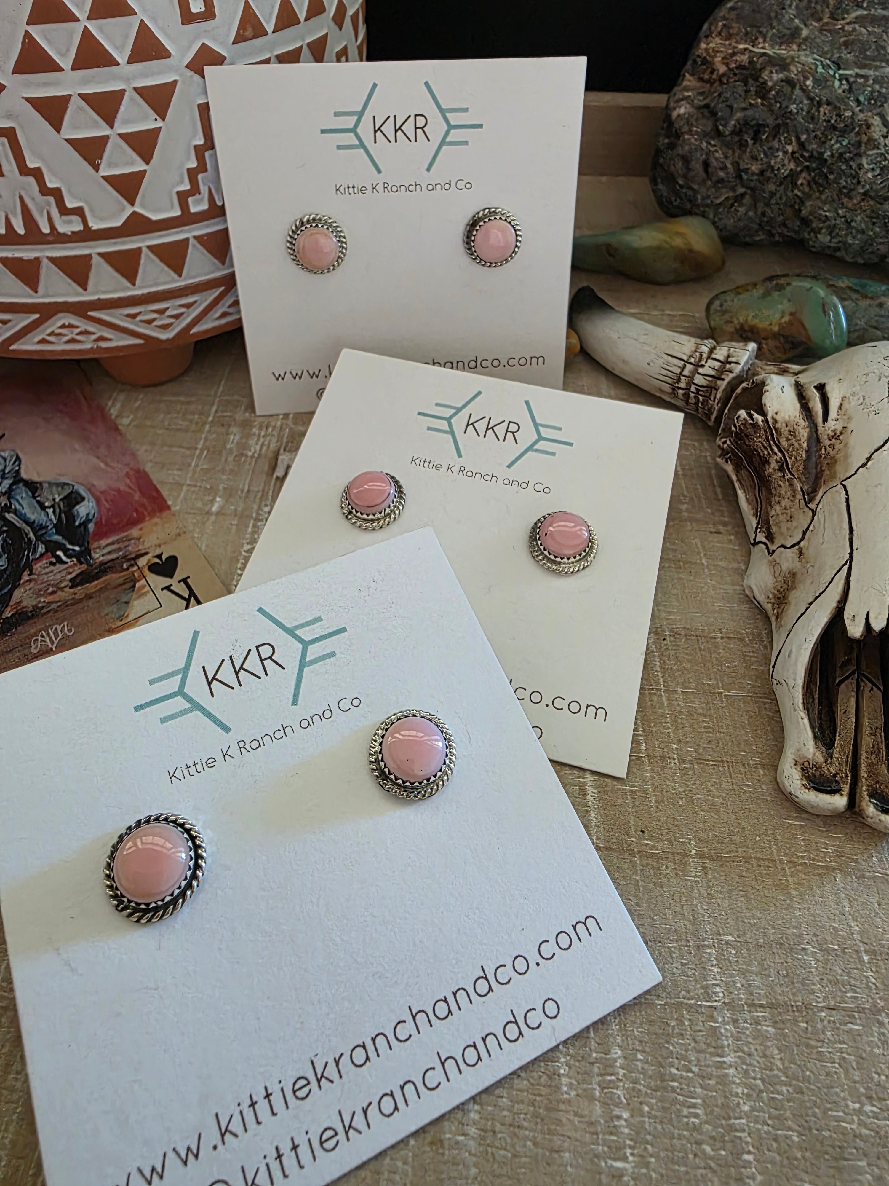 ESTHER WHITE PINK CONCH SHELL STUD EARRINGS